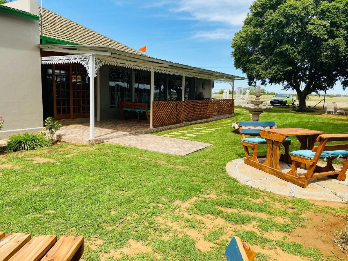 ホテル Biekiesvlei Lichtenburg エクステリア 写真